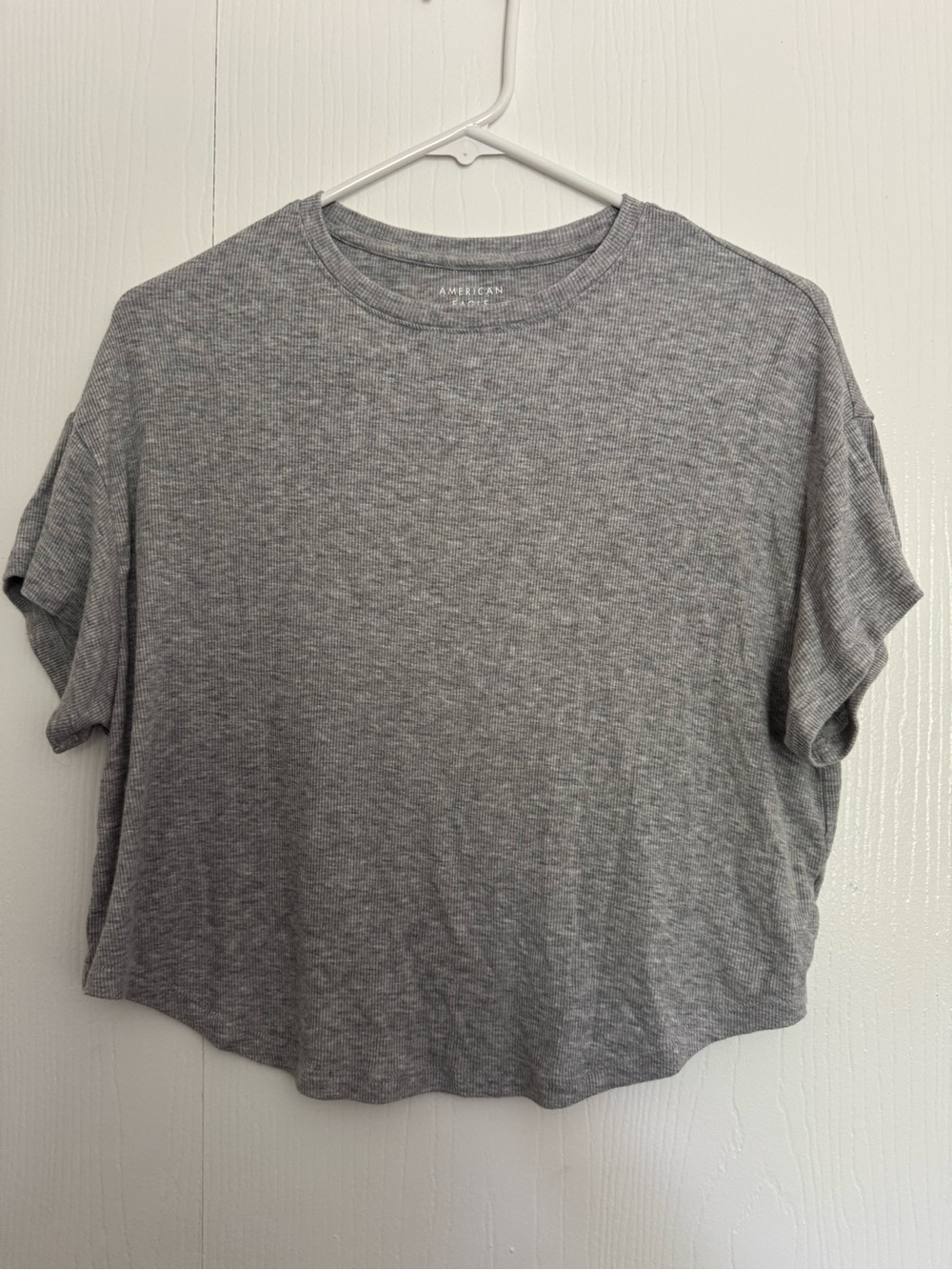 American Eagle Outfitters Heather Gray Ribbed Crop Tee